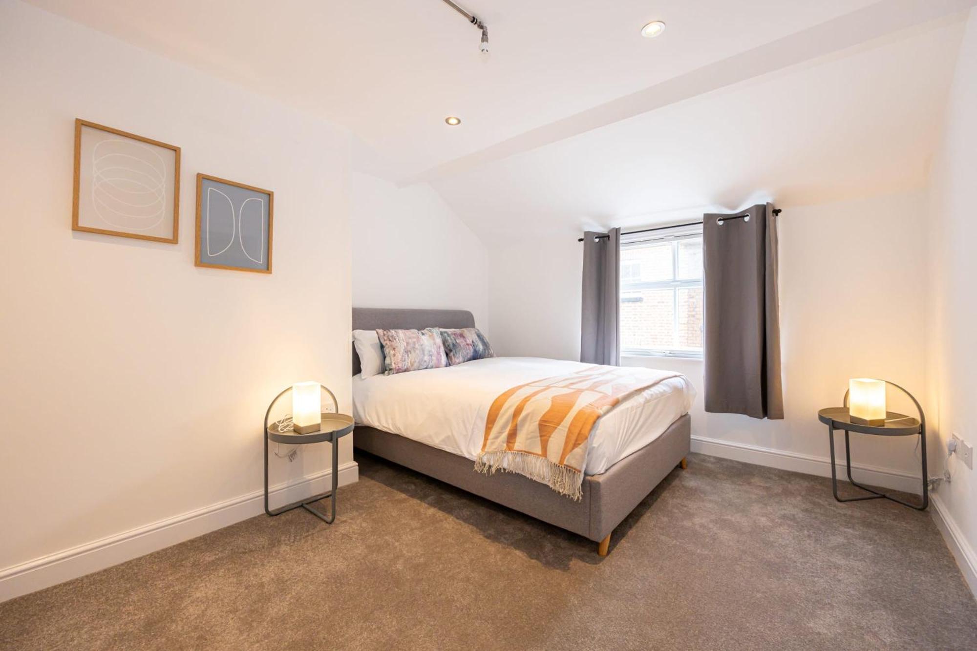 Beautiful 1 Bed 20Mins To Central Manchester Bolton Buitenkant foto