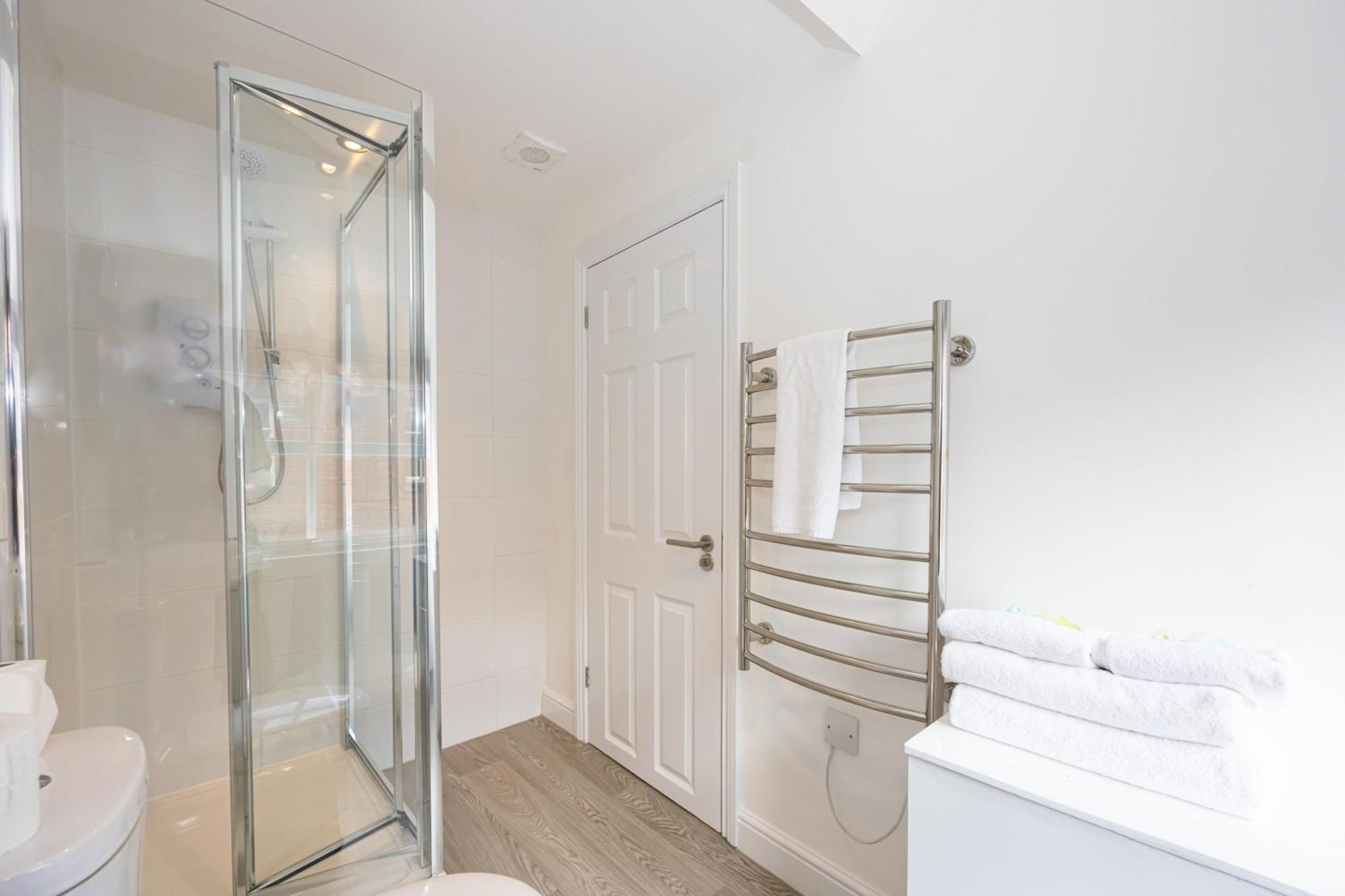 Beautiful 1 Bed 20Mins To Central Manchester Bolton Buitenkant foto