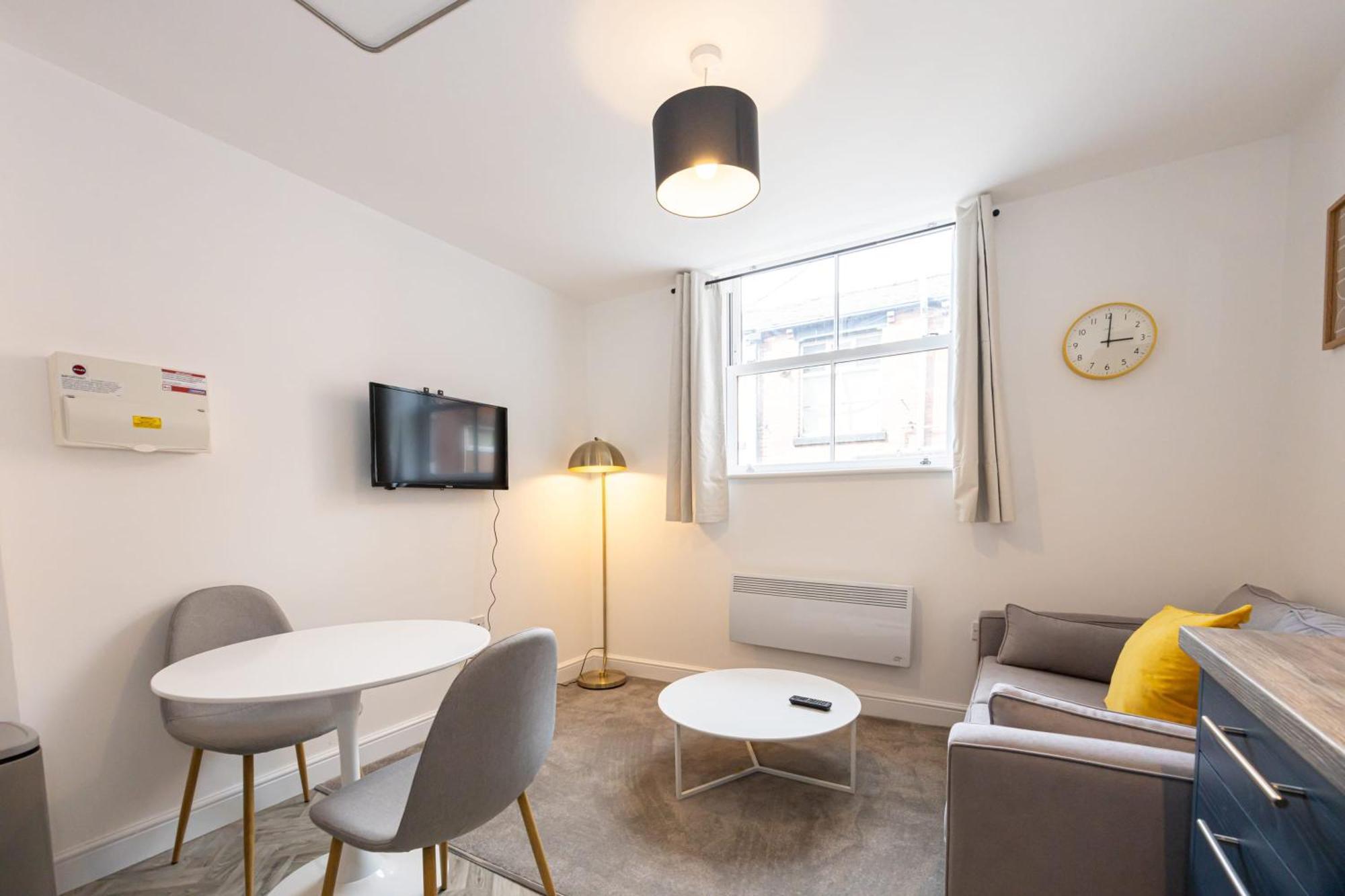 Beautiful 1 Bed 20Mins To Central Manchester Bolton Buitenkant foto