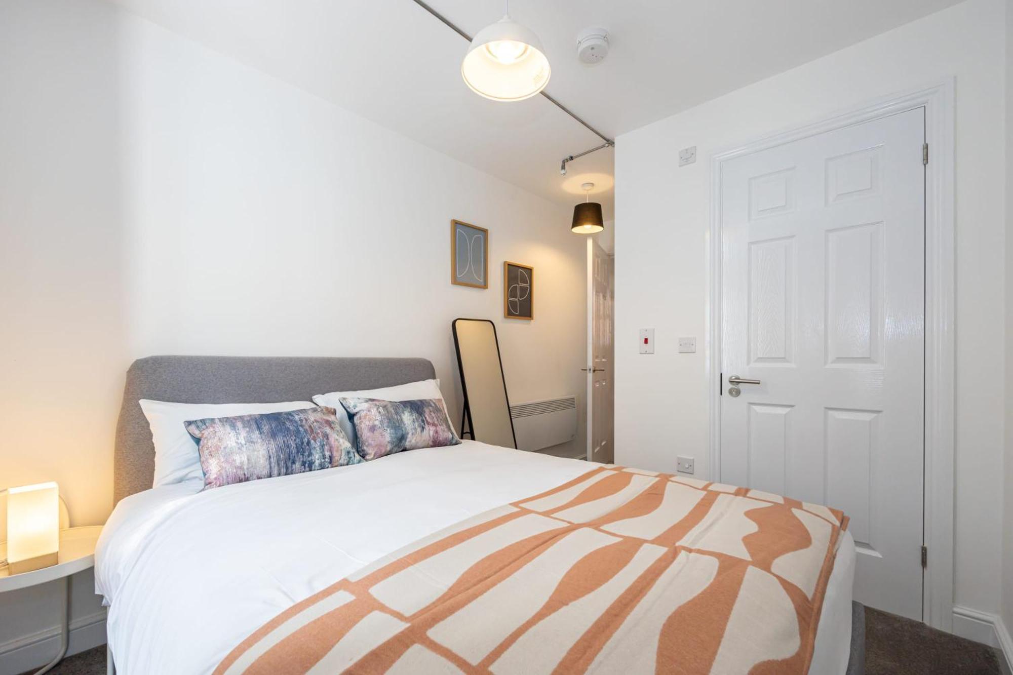 Beautiful 1 Bed 20Mins To Central Manchester Bolton Buitenkant foto
