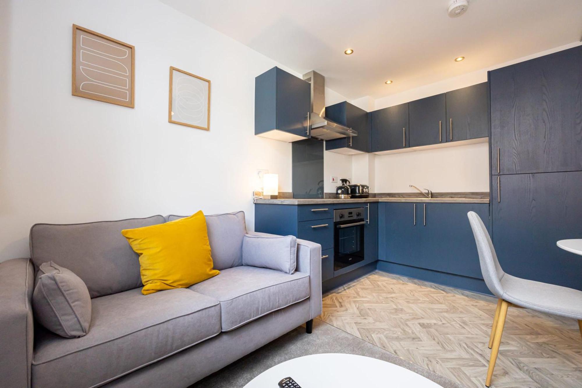 Beautiful 1 Bed 20Mins To Central Manchester Bolton Buitenkant foto