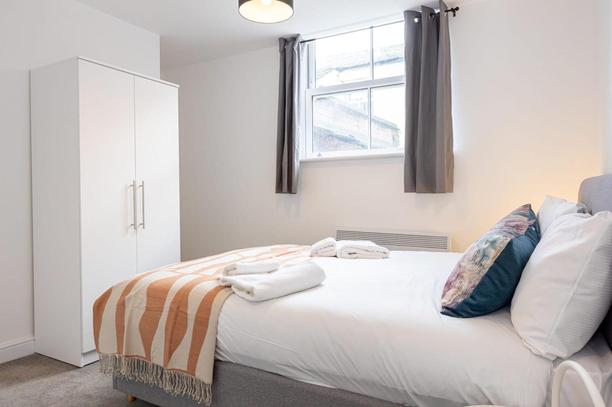 Beautiful 1 Bed 20Mins To Central Manchester Bolton Buitenkant foto